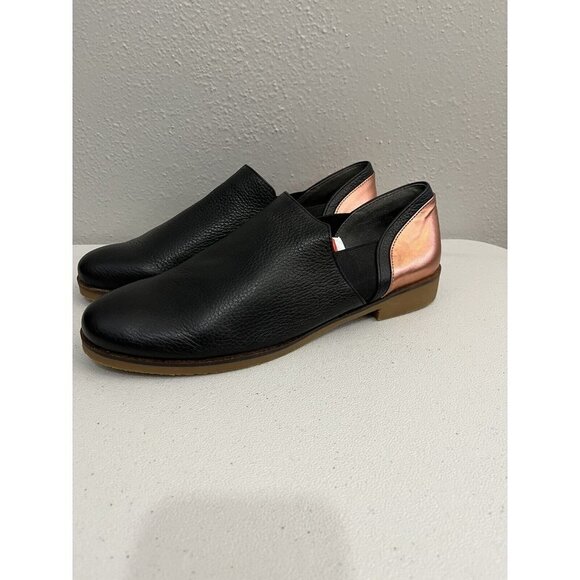 Lori Goldstein Flat Loafers Women 9.5 Black And Rose Gold Slip on Leather Upper - Picture 1 of 12
